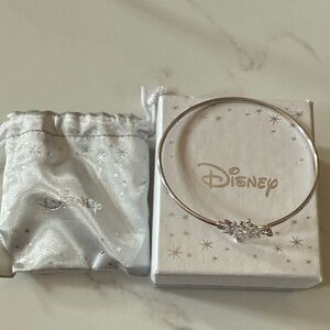 New with box, Disney Silver Bangle with Snowflake Accent